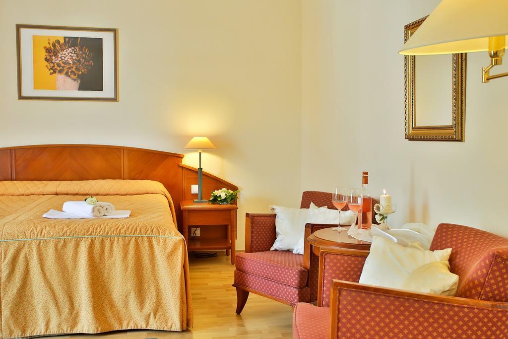 Hotel Rittinger Bonyhad Номер фото