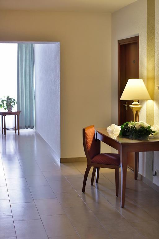 Hotel Rittinger Bonyhad Екстер'єр фото